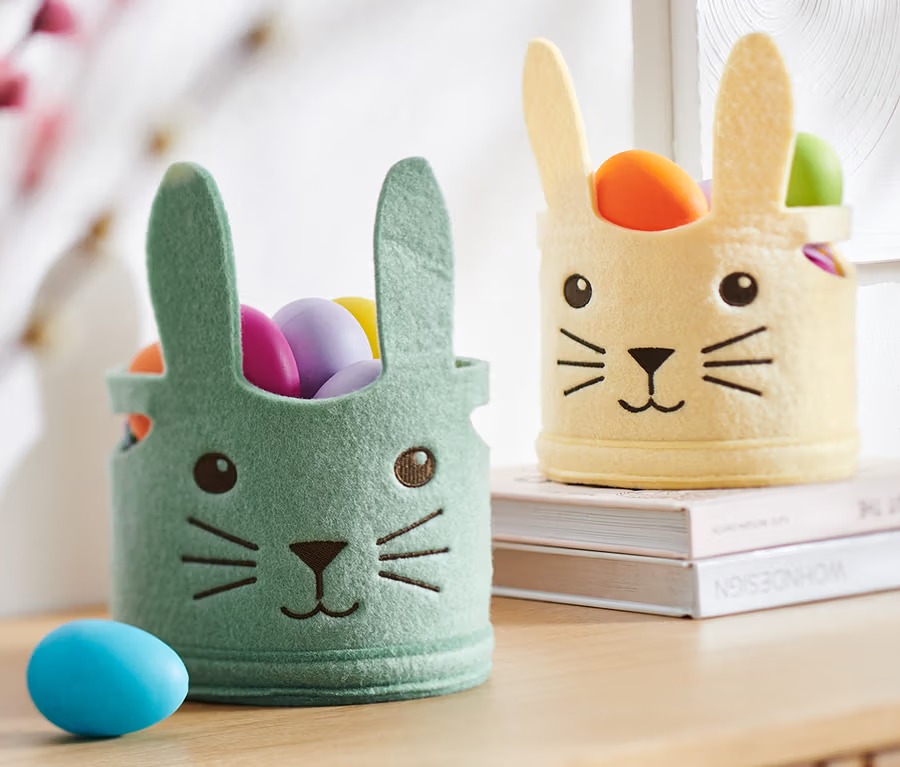 2 húsvéti kosár, nyuszis